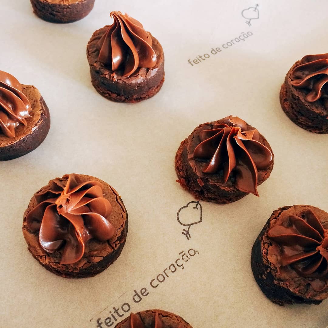 Kit com Mini Eros Brownies